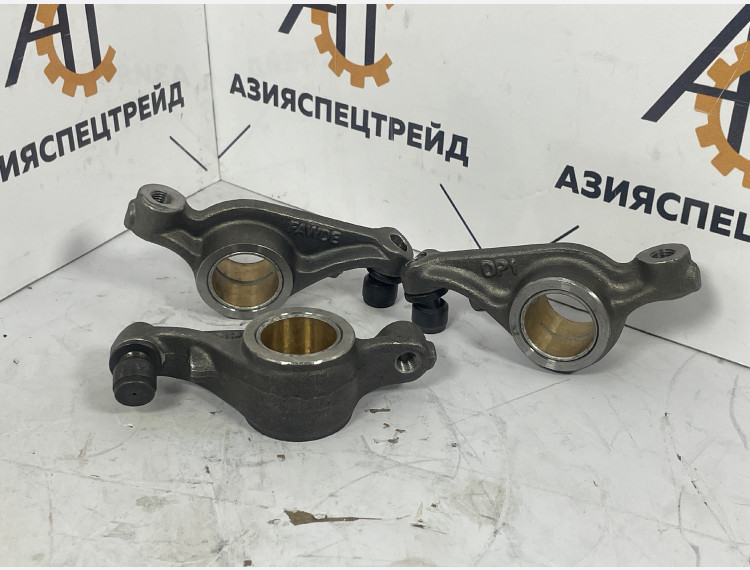 Коромысло выпускного клапана 1007121-29D