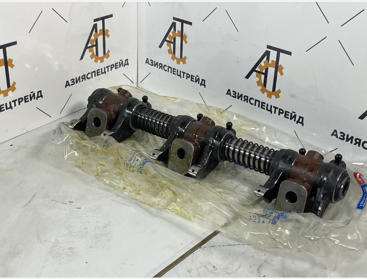 Вал коромысел в сборе Yuchai J3100-1007100C