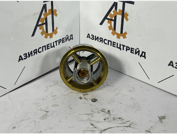 Термостат 3076489-20 82С Cummins NTA855