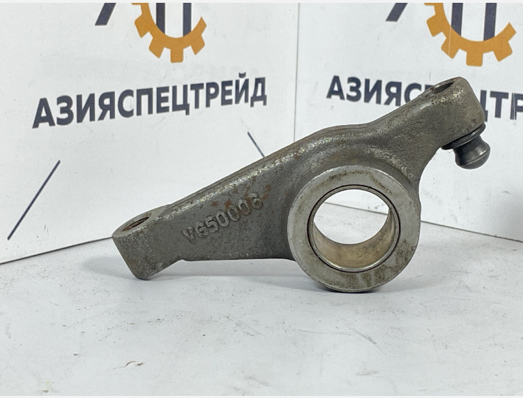 Коромысло выпускного клапана VG1099050006