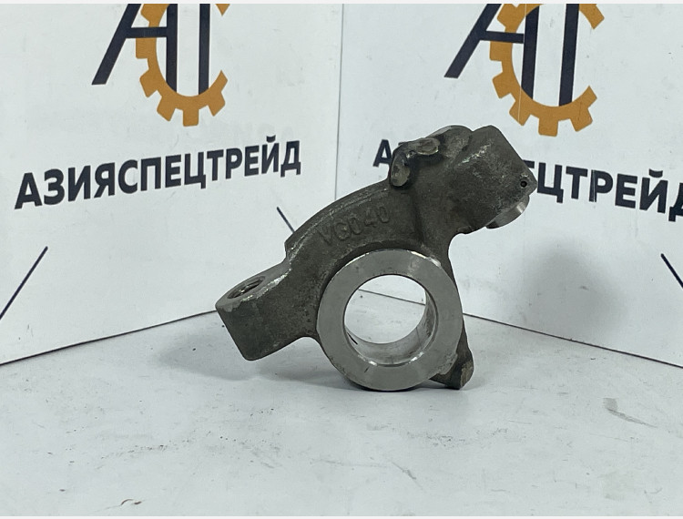 Коромысло выпускного клапана VG1500050040